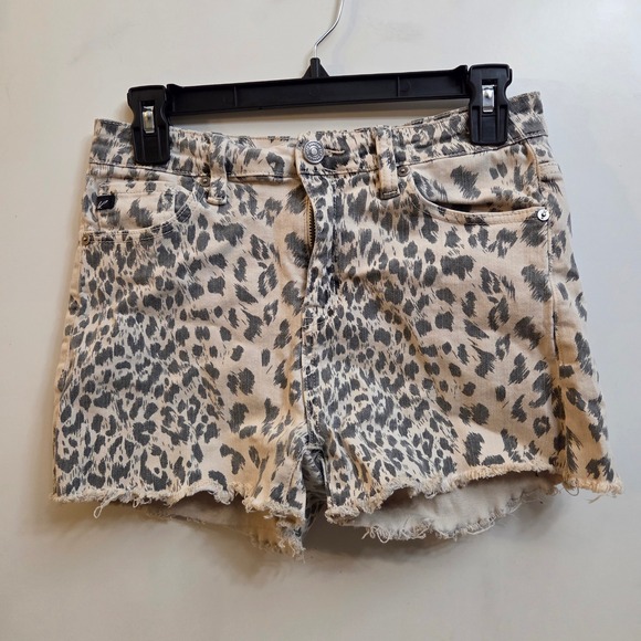 KanCan Pants - KanCan Leopard Print High Rise Raw Hem Denim Shorts Grey Cream KC6279SA-N Size M